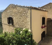 Italy Abruzzo Pacentro vacation rental compare prices direct by owner 4912323