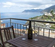 Italy Liguria Manarola vacation rental compare prices direct by owner 4733599
