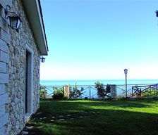 Italy Puglia Mattinata vacation rental compare prices direct by owner 4560867