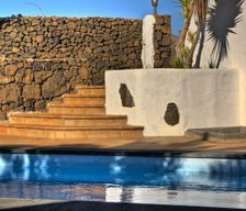 Spain CN Tinajo vacation rental compare prices direct by owner 4132993