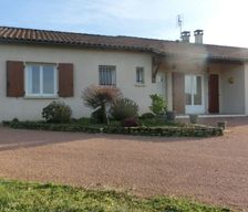 France Nouvelle-Aquitaine Saint-Pierre-De-Côle vacation rental compare prices direct by owner 4572426