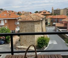 Italy Liguria San Lorenzo al Mare vacation rental compare prices direct by owner 5763117