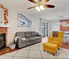 United States Kansas Overland Park vacation rental compare prices direct by owner 11401822