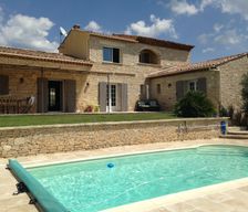 France Provence-Alpes-Côte-D’Azur Oraison vacation rental compare prices direct by owner 4787516
