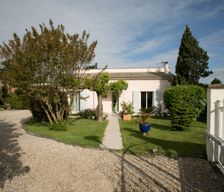 France Nouvelle-Aquitaine Sallebœuf vacation rental compare prices direct by owner 5171434