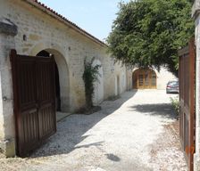 France Nouvelle-Aquitaine Moulidars vacation rental compare prices direct by owner 11698111