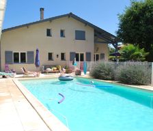 France Nouvelle-Aquitaine Saint-Aubin-De-Médoc vacation rental compare prices direct by owner 4052670