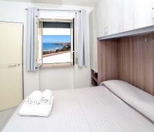 Italy Puglia Peschici vacation rental compare prices direct by owner 4494261
