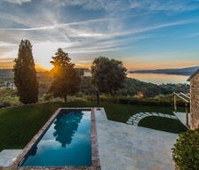 Italy Umbria Magione vacation rental compare prices direct by owner 5551772