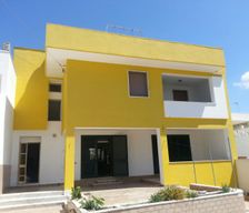 Italy Puglia Torre Pali vacation rental compare prices direct by owner 4252862