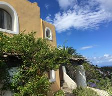 Italy Sicily Filicudi / Aeolian Islands vacation rental compare prices direct by owner 3970892