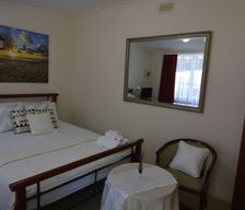 Australia VIC Blackburn vacation rental compare prices direct by owner 6723757