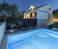 Croatia Splitsko-dalmatinska županija Sevid vacation rental compare prices direct by owner 4591330