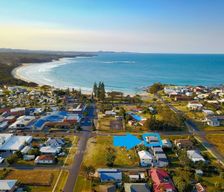 Australia NSW Woolgoolga vacation rental compare prices direct by owner 11630009