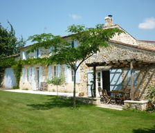 France Nouvelle-Aquitaine Corme-Royal vacation rental compare prices direct by owner 4961875