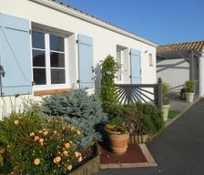 France Pays de la Loire L'Aiguillon-sur-Vie vacation rental compare prices direct by owner 6669047