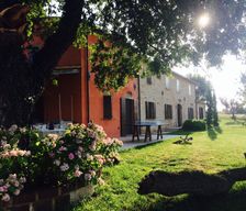Italy Marche San Costanzo vacation rental compare prices direct by owner 3984662