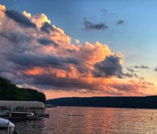 United States New York Penn Yan vacation rental compare prices direct by owner 32466612