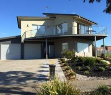 Australia VIC Cowes vacation rental compare prices direct by owner 6606564