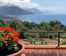 Italy Campania Capitello vacation rental compare prices direct by owner 4379455