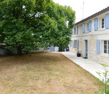 France Nouvelle-Aquitaine Saint-Georges-Des-Coteaux vacation rental compare prices direct by owner 4521377