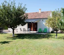 France Nouvelle-Aquitaine Port-des-barques vacation rental compare prices direct by owner 4679330