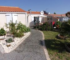 France Pays de la Loire L'Aiguillon-sur-Mer vacation rental compare prices direct by owner 4192634