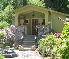 United States California Guerneville vacation rental compare prices direct by owner 10967310