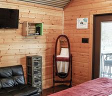 United States Texas Pipe Creek vacation rental compare prices direct by owner 33330100