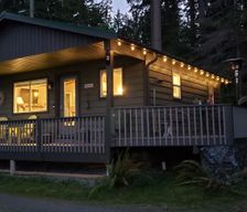Canada British Columbia Bowser vacation rental compare prices direct by owner 821709