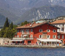 Italy Trentino-Alto Adige Nago-Torbole vacation rental compare prices direct by owner 5368259