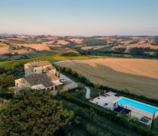 Italy Marche CORRIDONIA vacation rental compare prices direct by owner 5040114