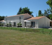 France Nouvelle-Aquitaine Saintes vacation rental compare prices direct by owner 3920775
