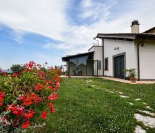 Italy Lazio Grotte di Castro vacation rental compare prices direct by owner 5054056