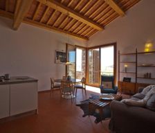 Italy Pisa Volterra vacation rental compare prices direct by owner 3920514