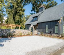 United States Alabama Auburn vacation rental compare prices direct by owner 425859