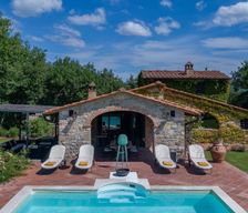 Italy Siena Gaiole in Chianti vacation rental compare prices direct by owner 4443834