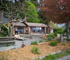 Canada British Columbia Halfmoon Bay vacation rental compare prices direct by owner 1250848