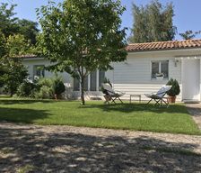 France Nouvelle-Aquitaine Saint-Médard-en-Jalles vacation rental compare prices direct by owner 5098083