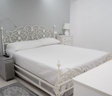 Italy  Acitrezza vacation rental compare prices direct by owner 5918816