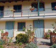 Italy Piedmont Sommariva del Bosco vacation rental compare prices direct by owner 3904893
