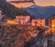 Italy Sicily Savoca vacation rental compare prices direct by owner 5137089