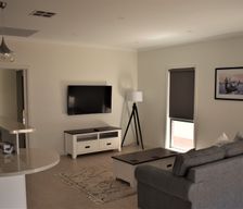 Australia VIC Mildura vacation rental compare prices direct by owner 6593161