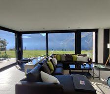 Switzerland Vierwaldstättersee (Uri-Andermatt) Sisikon vacation rental compare prices direct by owner 5004625