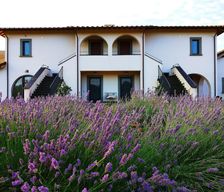 Italy Lazio Grotte di Castro vacation rental compare prices direct by owner 5474815