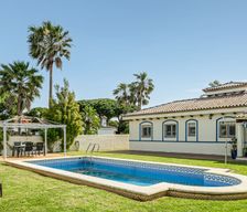 Spain Cádiz Chiclana de la Frontera vacation rental compare prices direct by owner 3927505