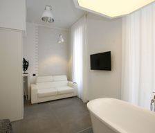 Italy Campania Naples vacation rental compare prices direct by owner 4940916
