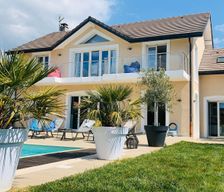 France Ain Divonne-les-Bains vacation rental compare prices direct by owner 6561714