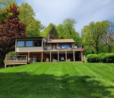 United States New York Penn Yan vacation rental compare prices direct by owner 2586661
