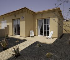 Spain Canary Islands Caleta de Fuste vacation rental compare prices direct by owner 4438357